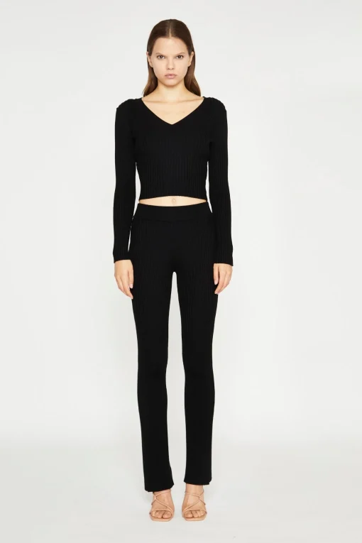 Glamorous Jet Setter|Crops, Corsets & Bodysuits|Black Knitted V-Neck Crop-Top -