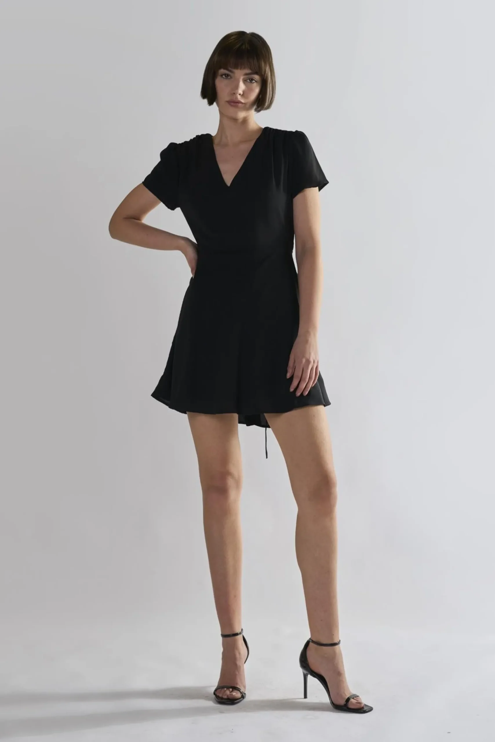 Glamorous Day Dresses|Mini Dresses|Black V-Neck Mini-Dresses -