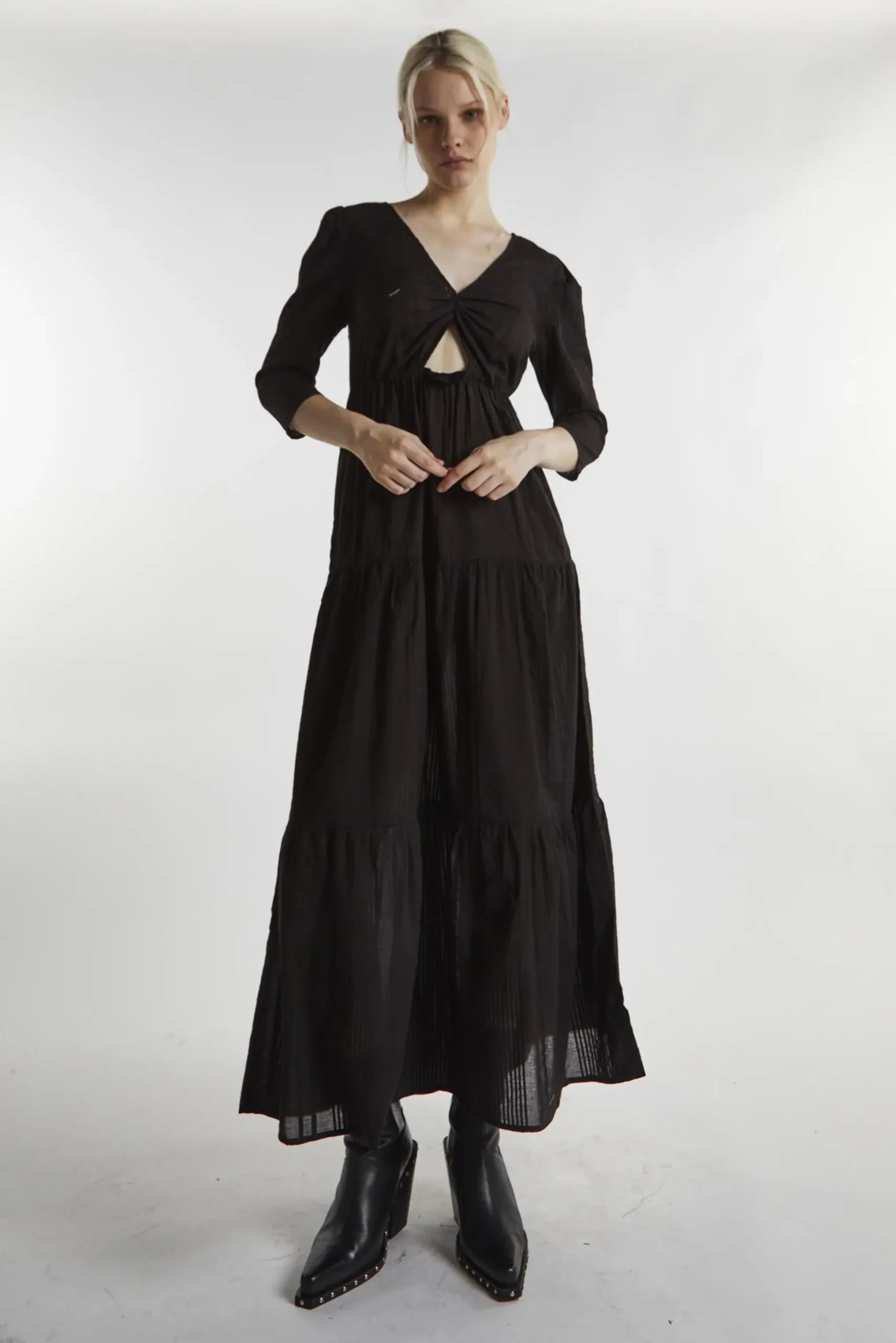 Glamorous Day Dresses|Maxi Dresses|Black-Linen Cut-Out Maxi-Dress -