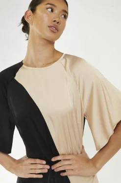 Glamorous Day Dresses|Party Dresses|Black-Nude Flared Maxi-Dress -