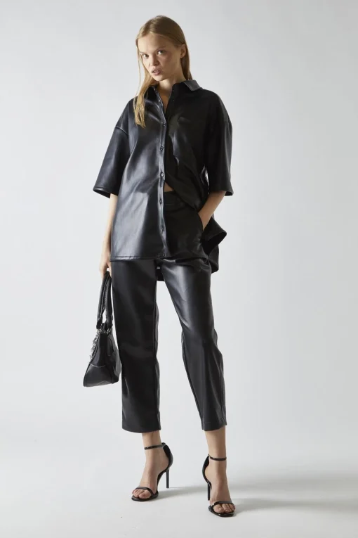 Glamorous Co-ords|Black-PU Straight-Fit Crop-Trousers -