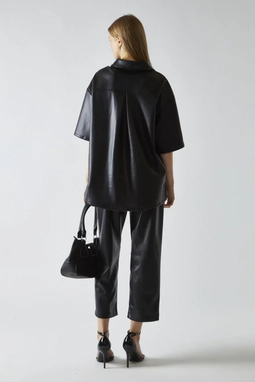 Glamorous Co-ords|Black-PU Straight-Fit Crop-Trousers -