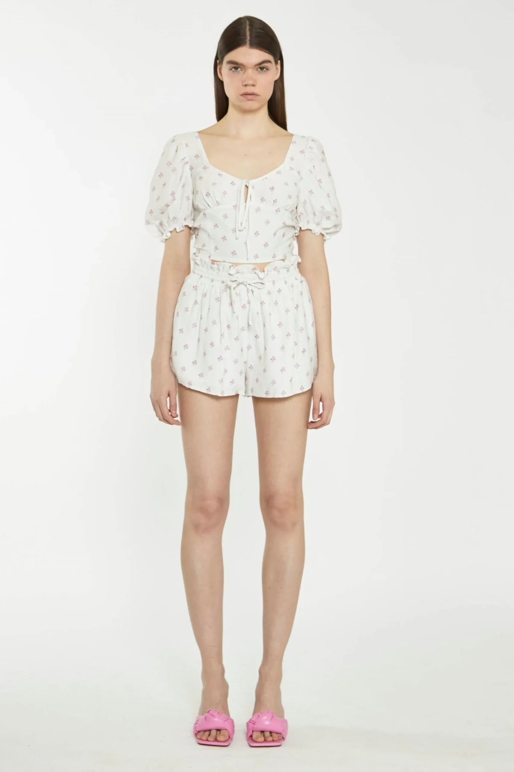 Glamorous Chic Escapes|Co-ords|Cream Pink Stem Flower Crop-Top -