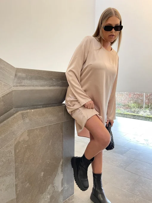 Glamorous Glamorous Curve|Midi & Midaxi Dresses|Dusty-Pink Crew-Neck Midi-Dress -