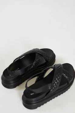 Glamorous Chic Escapes|Jet Setter|Black Cross Strap Flatform Sandals -