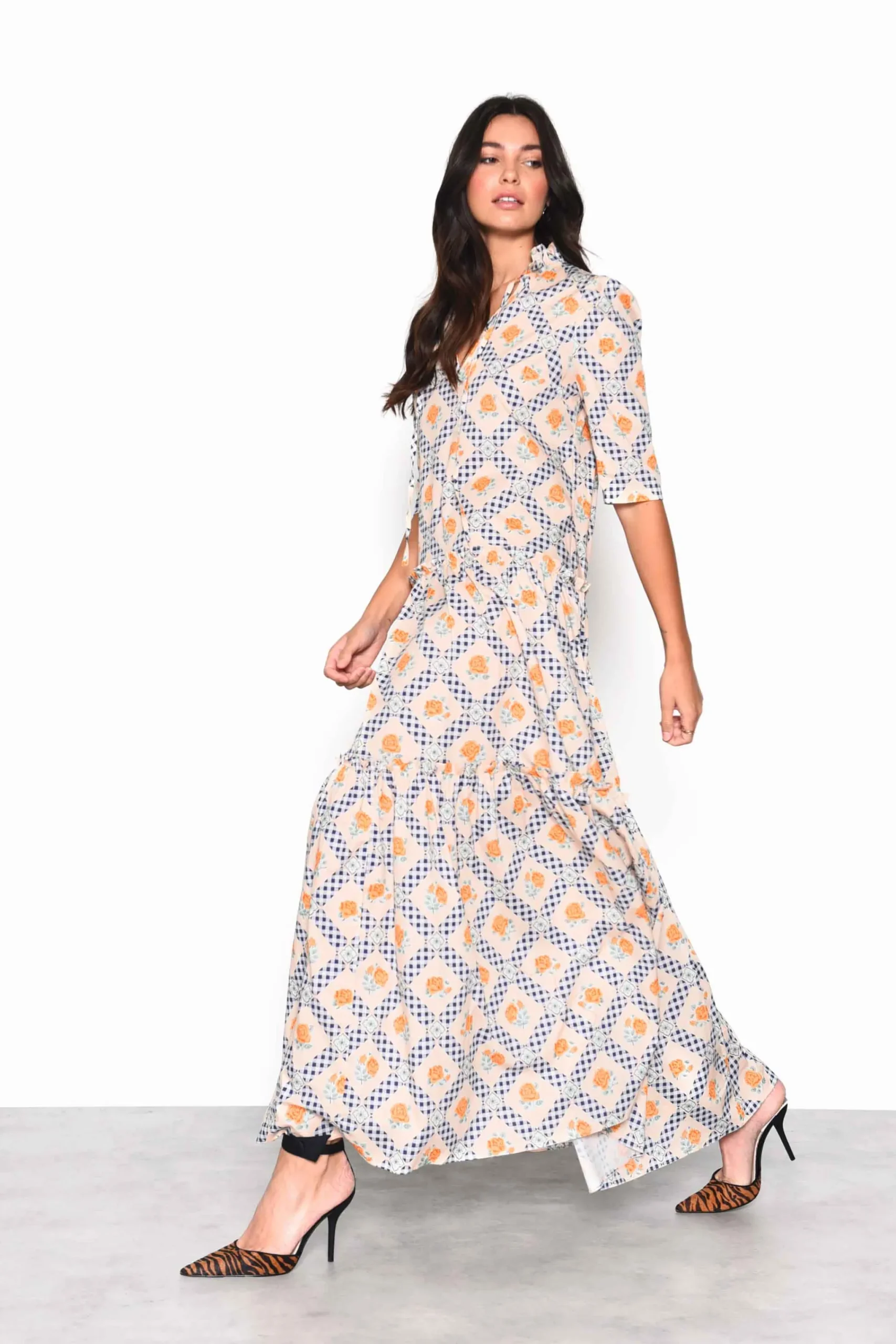 Glamorous Maxi Dresses|Maxi Dresses|Floral Cottage Gingham Tiered Maxi Dress with Frill Neck -