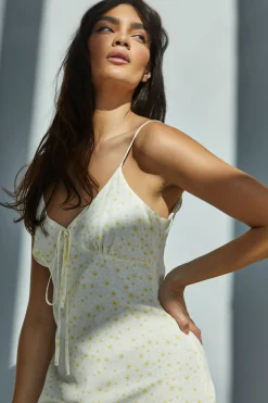 Glamorous Midi & Midaxi Dresses|Midi & Midaxi Dresses|Pale Daisy V-Neck Tie Front Midi Dress -