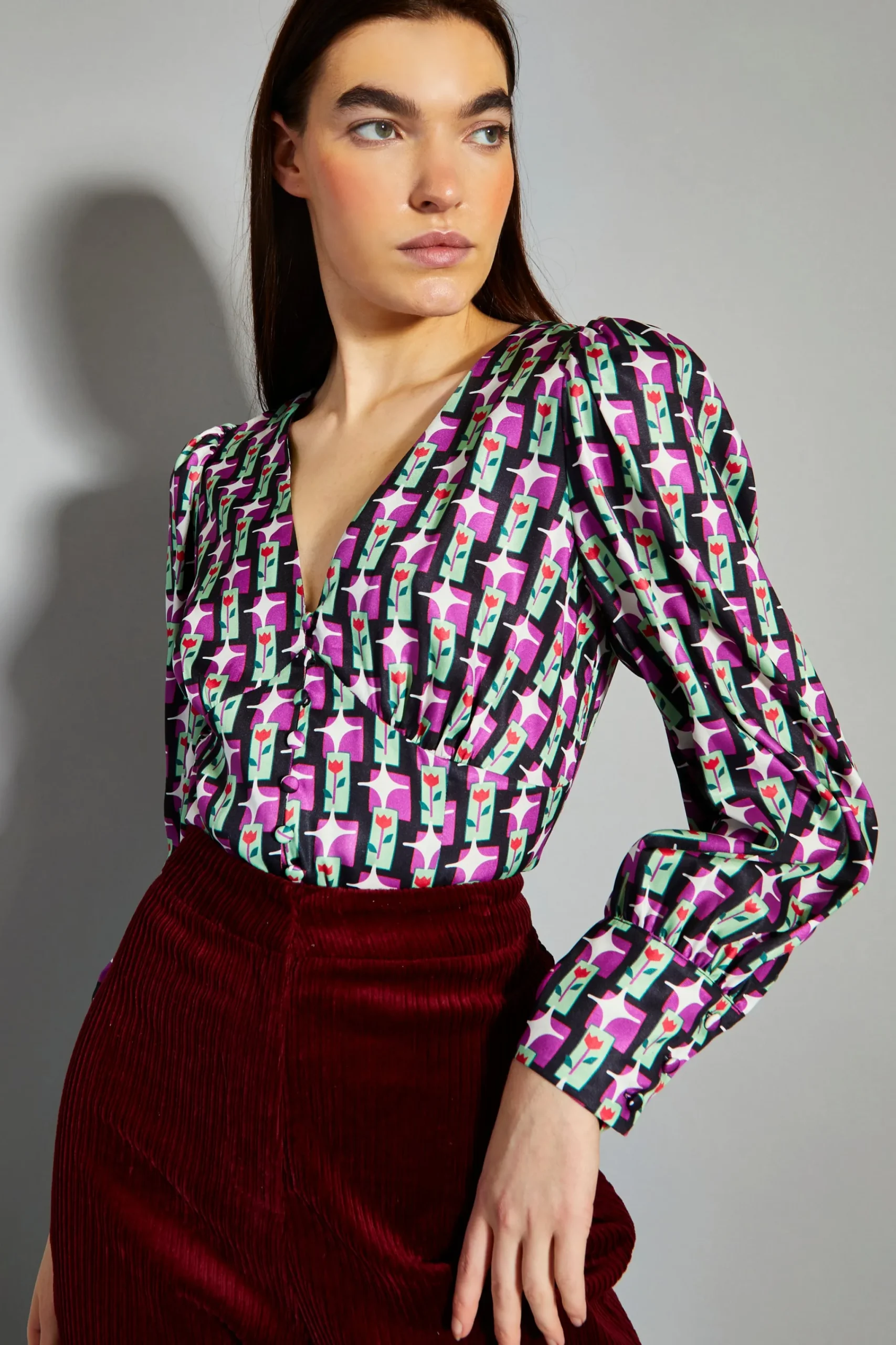 Glamorous Blouses & Shirts|Tulip Multi Geo Print V-Neck Button Front Blouse -