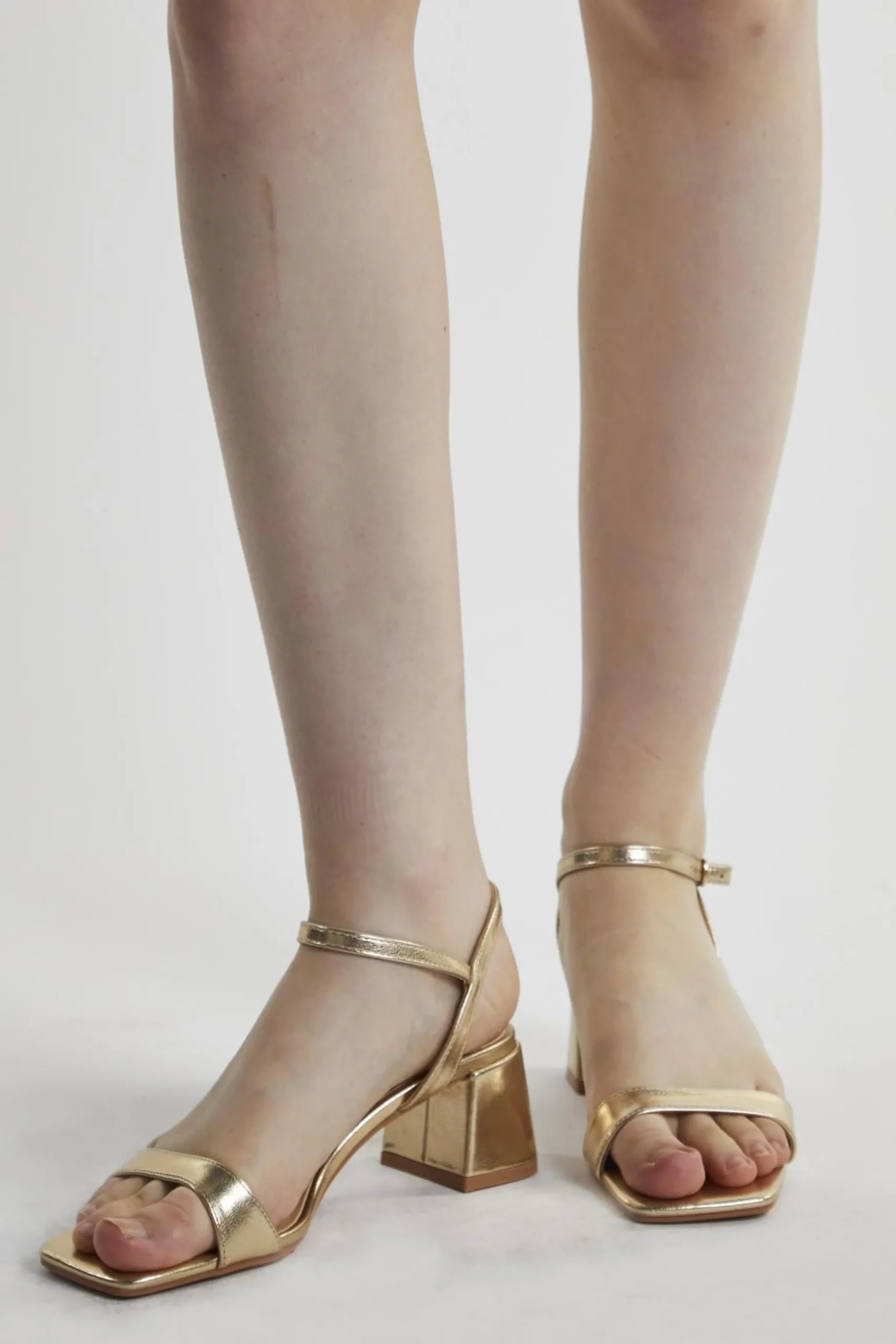 Glamorous Heels|Gold Block-Heel Shoe -