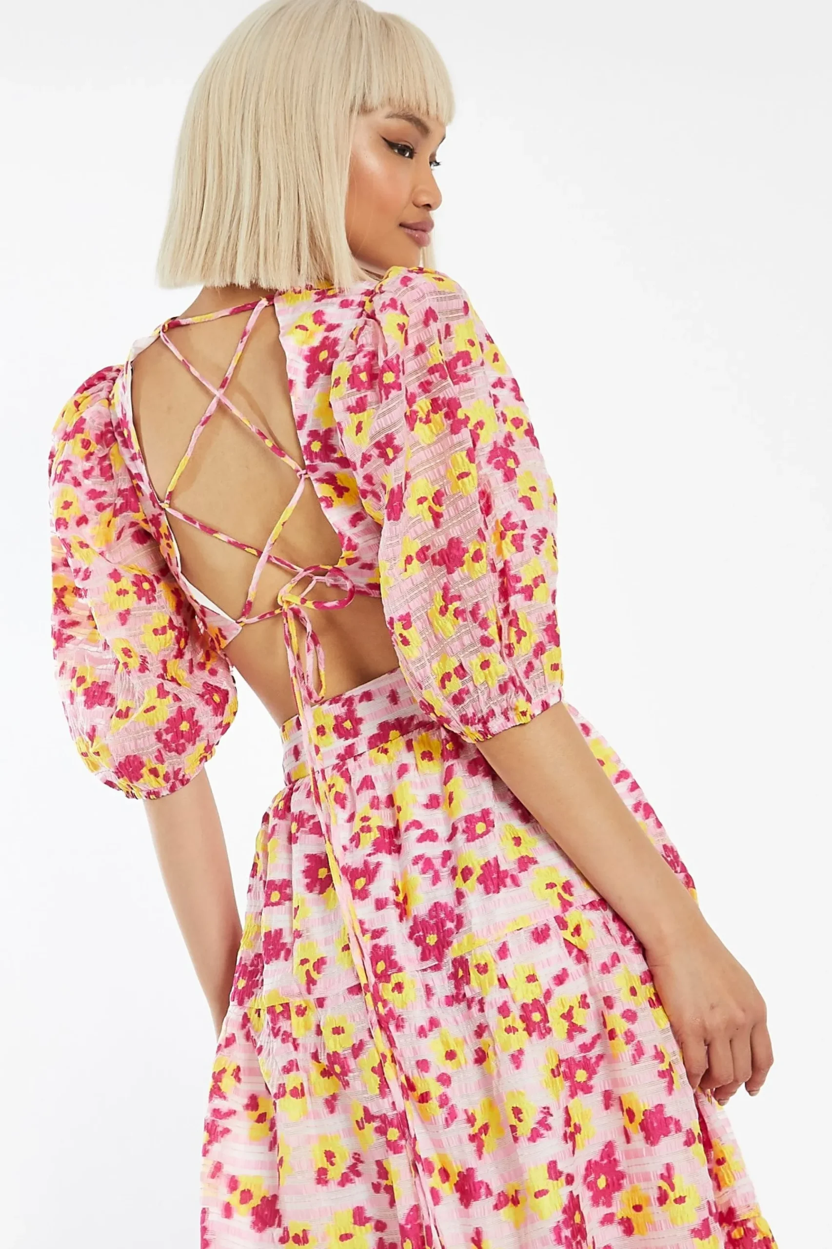 Glamorous Best Dressed Guest|Going Out Tops|Pink-Yellow Organza Lace-Up Back Puff Sleeve Crop-Top -