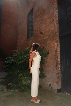 Glamorous Dresses|Midi & Midaxi Dresses|Vanilla Sleeveless Bodycon Midi-Dress -