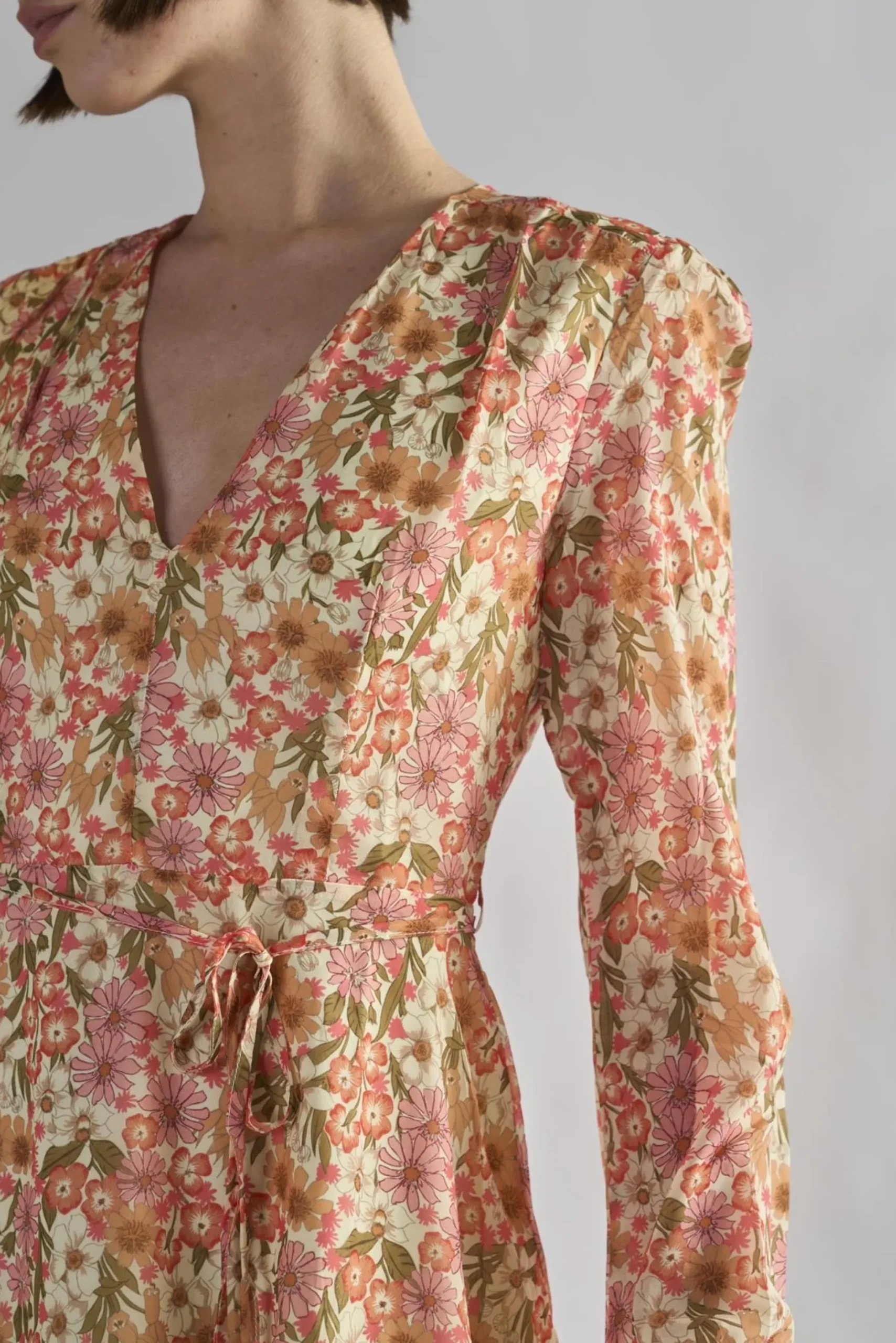 Glamorous Day Dresses|Mini Dresses|Vintage-Floral V-Neck Mini-Dresses -