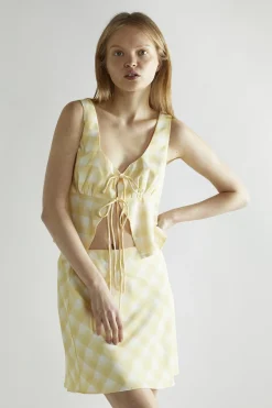 Glamorous Crops, Corsets & Bodysuits|Yellow Ombre-Check V-Neck Crop-Top -